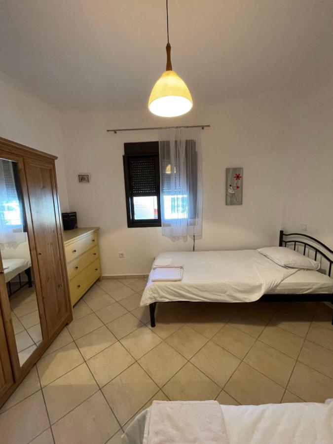 Aurora Apartment Afytos Eksteriør billede